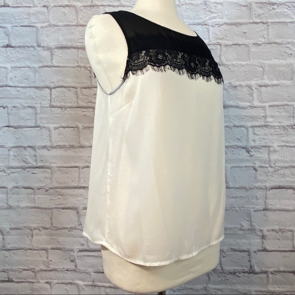 Forever 21 Lace Trimmed Button Back Tank Blouse M - Picture 4 of 11